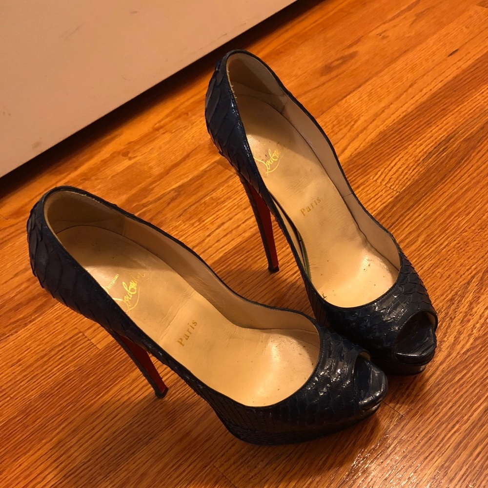 Louboutin navy heels
